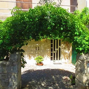 Luce Modica